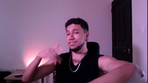 Yeff ind. model  online show from January 28, 7:00 pm