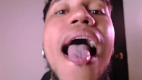 Yeff ind. model  online show from February 14, 12:09 am