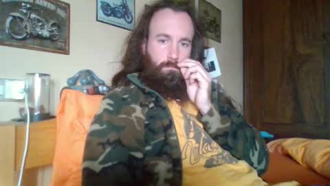 yeti_92 online show from November 23, 12:49 pm