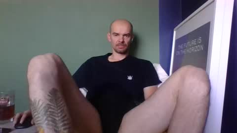 yewloo online show from September 28, 6:33 am