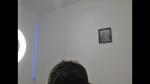 yissus_20 online show from April 8, 11:13 pm