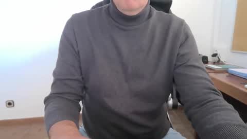 Yo47 online show from January 14, 2:55 pm