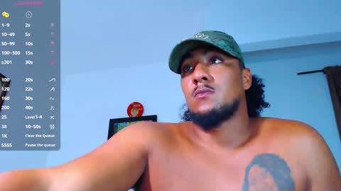 Snapshot of yosoy_enzo2020 chatting on October 21, 3:20 am Enzo online show from October 21, 3:20 am