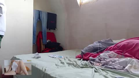 youndadd online show from January 8, 10:42 am