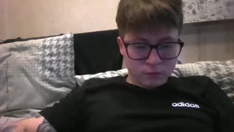 Max online show from February 11, 8:19 am