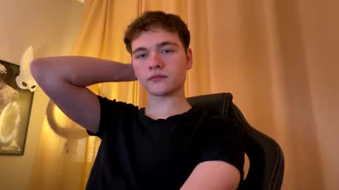 your_bunny123 online show from January 17, 3:37 pm