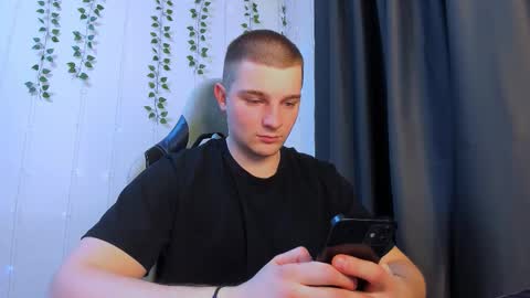 your_claddagh online show from March 9, 8:03 pm