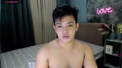 yourasian_bradley online show from February 8, 2:28 am