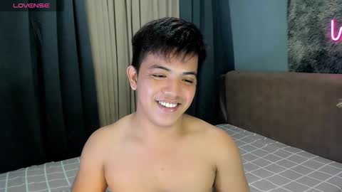 yourasian_bradley online show from February 14, 5:35 am