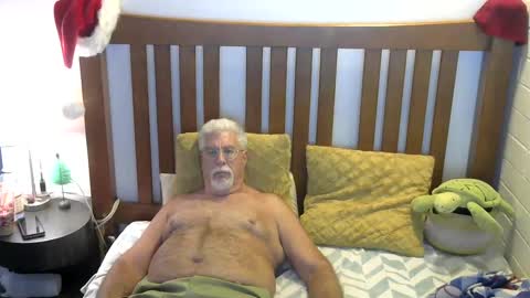 A Man online show from December 4, 7:45 pm