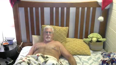 A Man online show from December 3, 1:54 pm