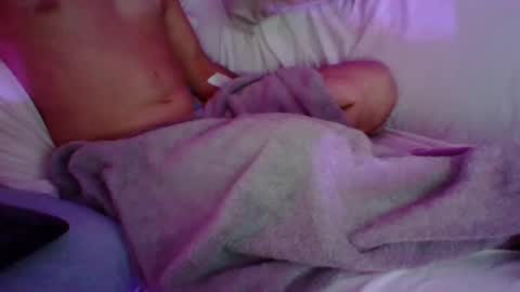 yourslavboy online show from October 5, 8:02 pm