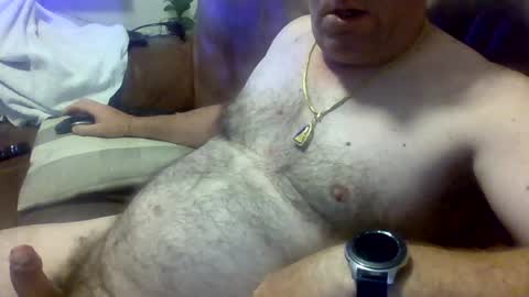 Daddiesgirl online show from July 18, 2:51 am