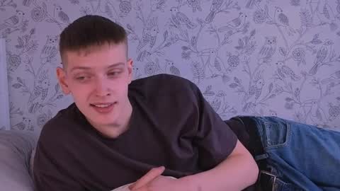 yrshela online show from April 8, 5:21 pm