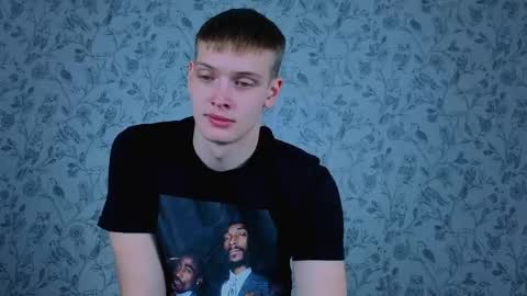 yrshela online show from April 15, 10:21 pm