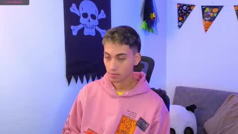 yulian_vasquez online show from October 17, 12:53 pm