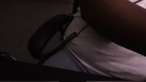 yungin470 online show from May 25, 8:09 am