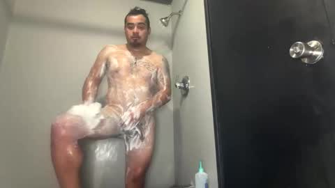 YungJefe online show from April 18, 9:54 am