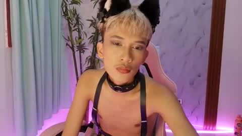 yunoxoxo online show from April 6, 6:42 pm