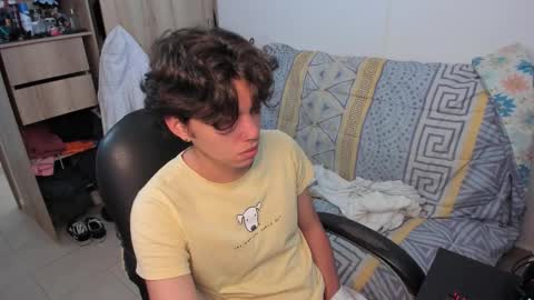 yurii_moody online show from February 17, 3:44 pm