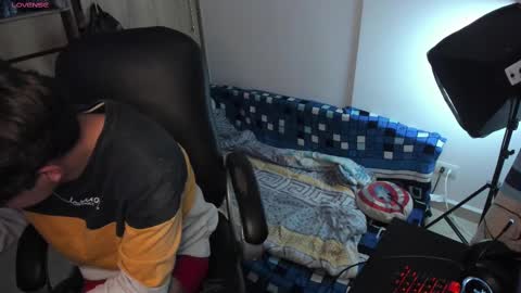 yurii_moody online show from October 1, 7:29 pm