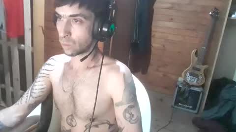 Yuumi online show from November 27, 8:40 am