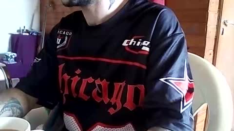 Yuumi online show from April 3, 2:47 pm