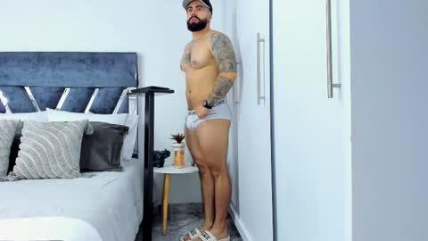 Richard online show from December 2, 4:21 pm