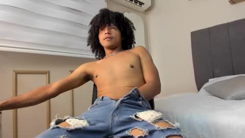 Zack online show from February 20, 8:03 pm