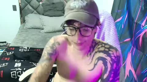 zack online show from April 13, 9:48 pm