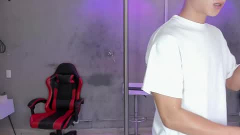 Samuel online show from May 21, 2:07 am