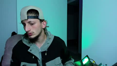 Zarcoo online show from April 14, 3:17 am