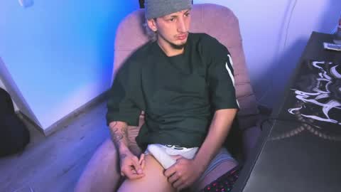 Zarcoo online show from April 16, 3:50 am