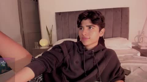 Hii im Zay.                 I save money for education. PVT Open. online show from November 29, 8:05 am