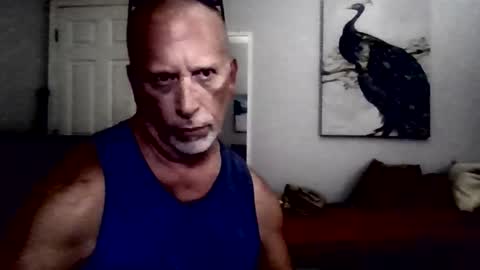 zcoester63 online show from April 19, 1:27 am