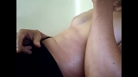 ze online show from April 27, 2:13 pm