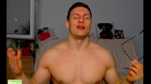 zeinmiracles online show from March 7, 10:29 pm