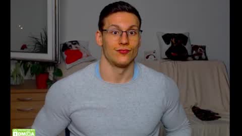 zeinmiracles online show from March 6, 9:56 pm