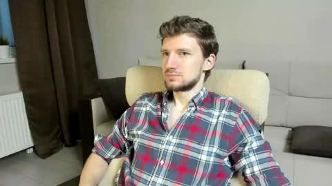 Andrew online show from June 2, 1:39 am