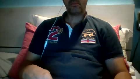 Snapshot of zeus00811 chatting on September 9, 4:45 am zeus online show from September 9, 4:45 am