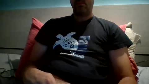 Snapshot of zeus00811 chatting on September 16, 4:46 am zeus online show from September 16, 4:46 am