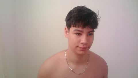 zeus_183 online show from June 13, 1:42 pm