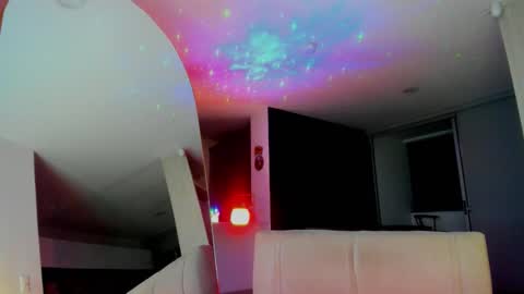 zeus online show from November 18, 7:12 am