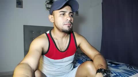 zeussexyhot online show from June 3, 5:09 am