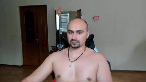 Snapshot of ziesh chatting on September 20, 9:31 am Ziesh online show from September 20, 9:31 am