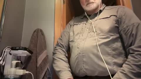 zinger283069 online show from March 30, 9:49 pm