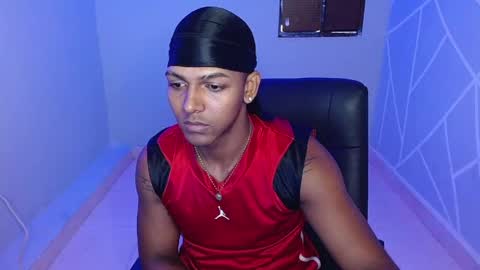 Zoriel online show from April 8, 1:09 pm