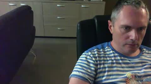 zultem online show from October 14, 3:46 am