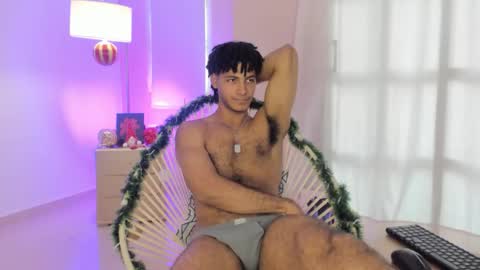 zyan_moreno online show from December 1, 5:49 pm