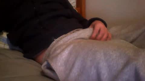 zyggy87 online show from December 16, 8:38 pm